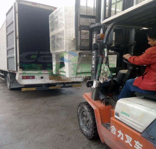 等離子果酱短视频污官网裝車